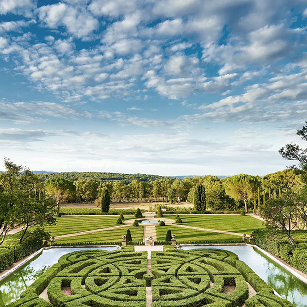 AGENCE EVENEMENTIELLE SITE PARTENAIRE PRIVATISATION HEDONISTERIE Chateau Croix des Gardes CANNES