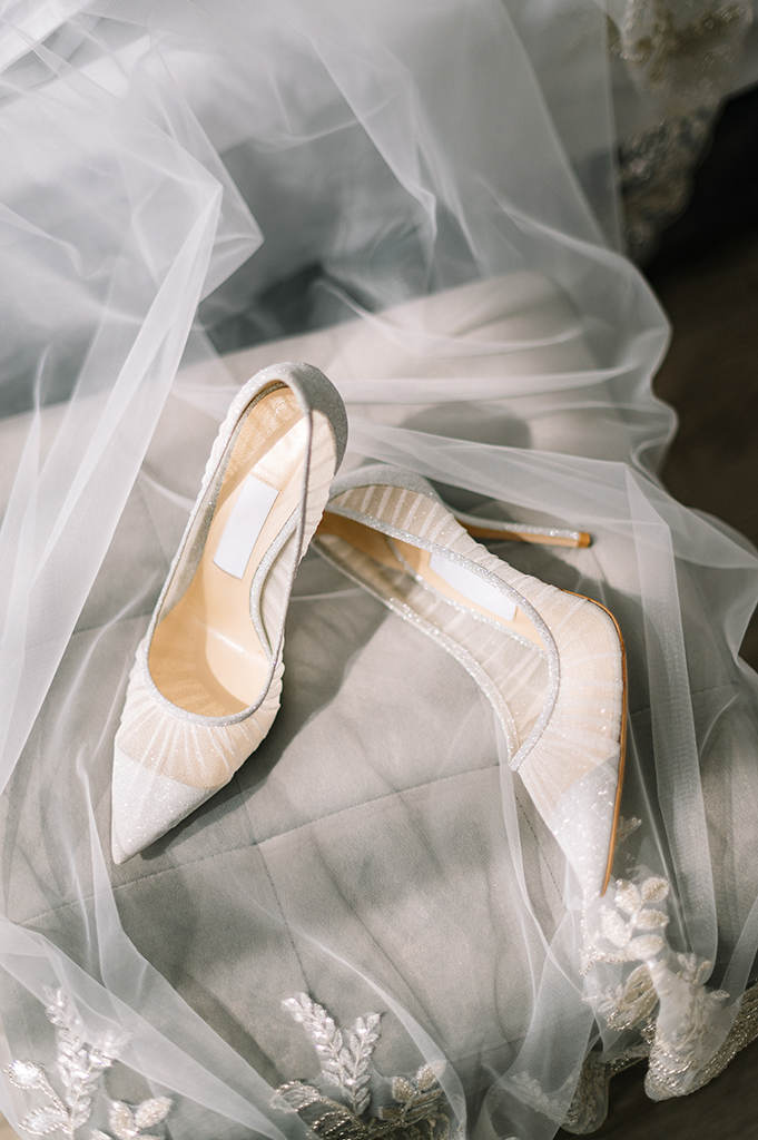 Stylish,Luxury,Shoes,With,Lace,Floral,Pattern,Modern,Wedding,Provence